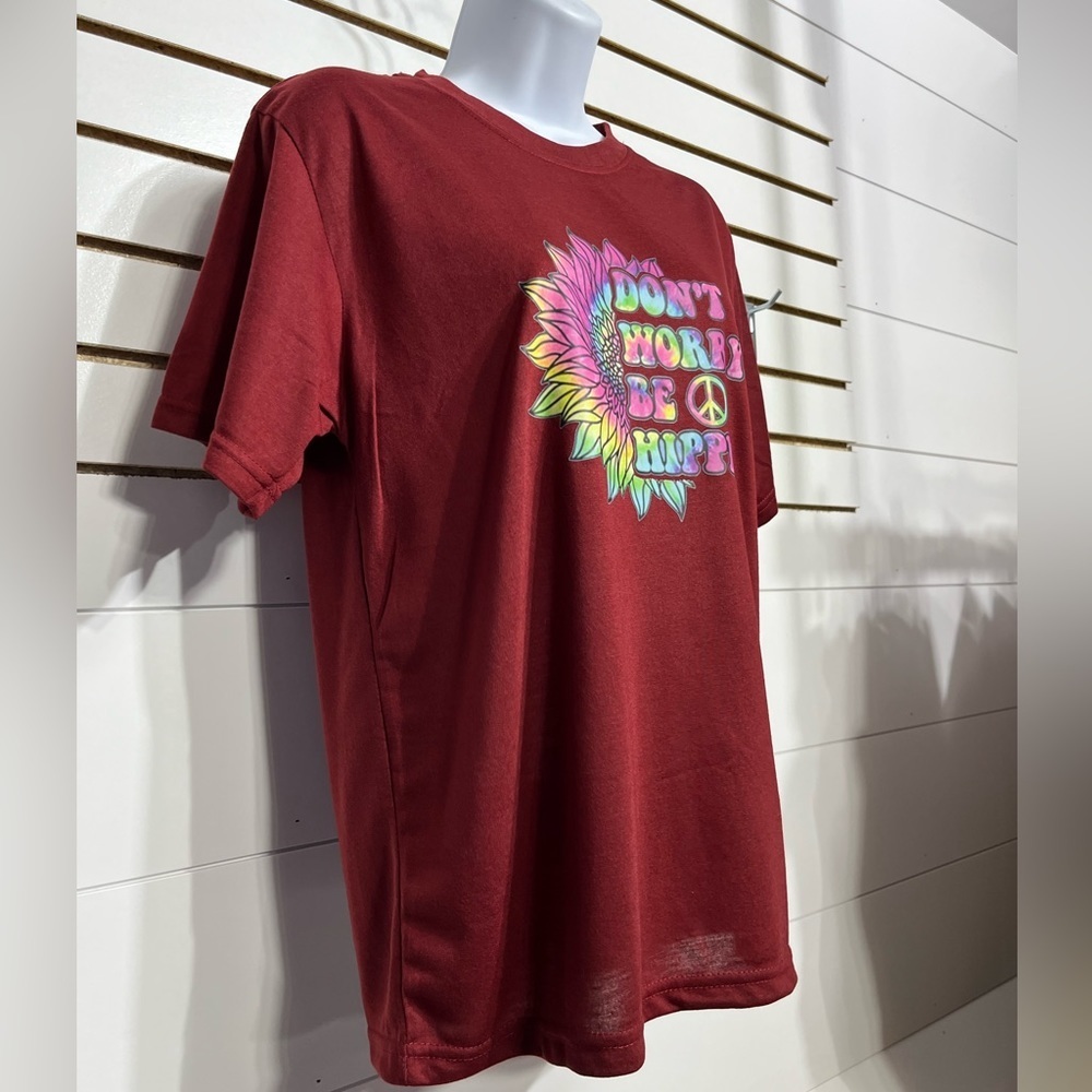 🔥Don’t Worry Be Hippie red tshirt - Picture 3 of 7